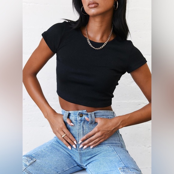 Princess Polly El Basico Cropped Tee in Black Size 6 New with tag - Picture 4 of 16